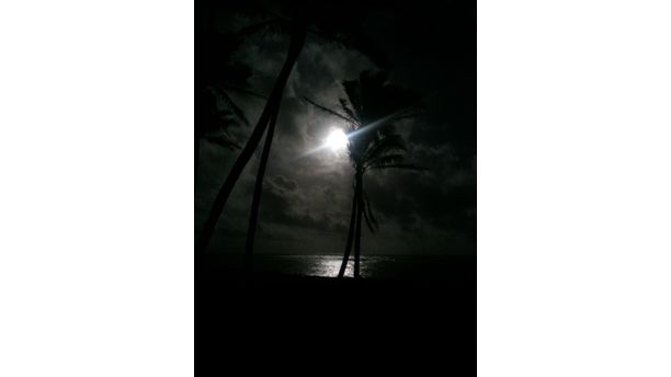 Moonrise Hawaii Style