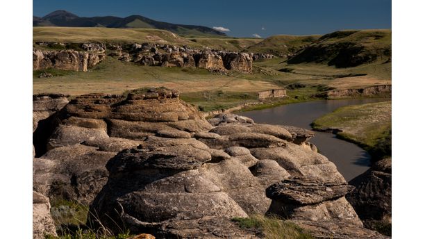 Ice-age carved rocks at Writing-on-Stone