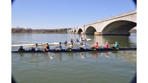 Crew on the Potomac