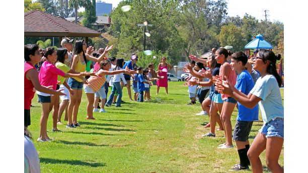 Water Balloon Toss