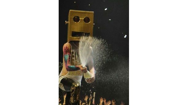 Champagne Showers! #LMFAO