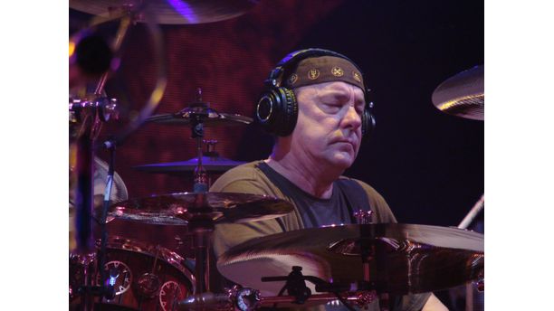 Neil Peart in the groove