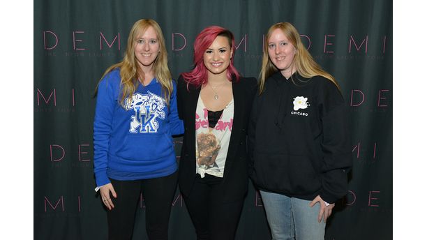 Twins & Demi Lovato