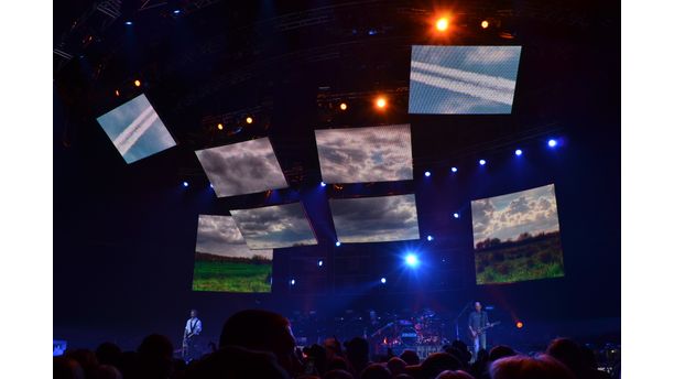 Concert Clouds