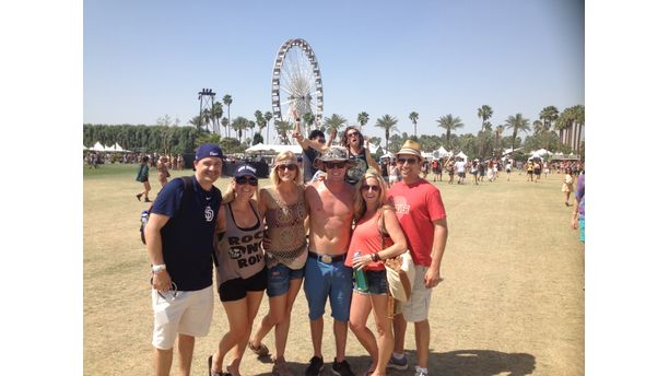 EPIC COACHELLA PHOTO BOMB