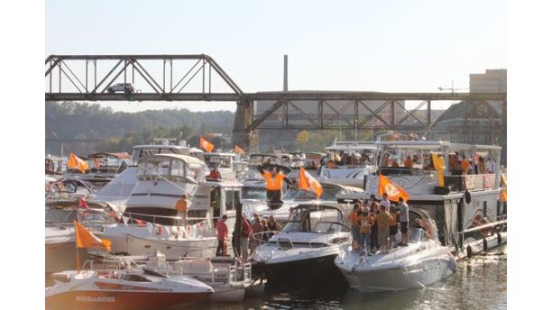 Vol navy tailgate